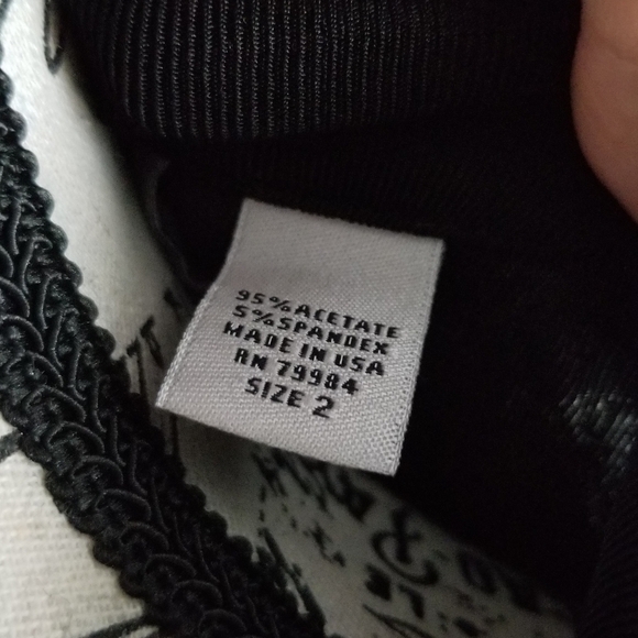 Chicos traveler shirt XL or 2 in chicos's - Picture 6 of 6